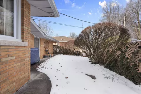 890 S Yates Ave, Kankakee, IL 60901 photo 21