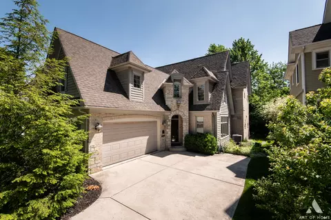 235 7th Ave, La Grange, IL 60525