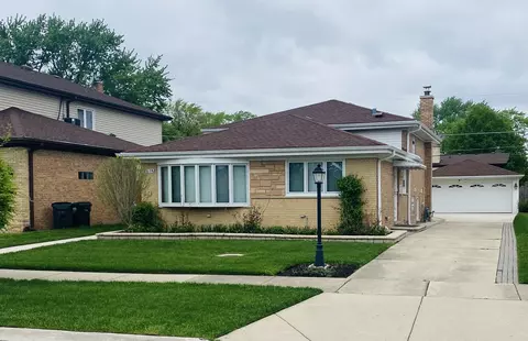 7620 Suffield St, Morton Grove, IL 60053