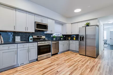 720 E 103rd Pl, Chicago, IL 60628 photo 13