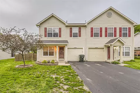 1484 Red Top Ln, Minooka, IL 60447