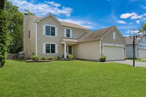513 Deer Crossing Ct, Hainesville, IL 60030