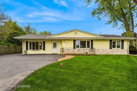 1327 Eunice Ave, Joliet, IL 60433
