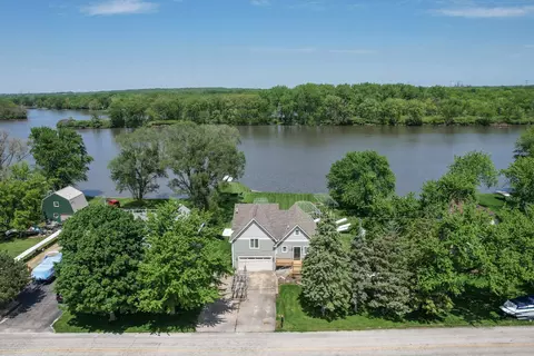 26000 Cottage Rd, Wilmington, IL 60481