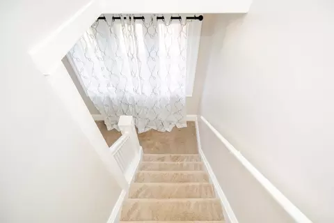 Entry Way - 842 S Evergreen Ave, Kankakee, IL 60901 photo 3 of 3