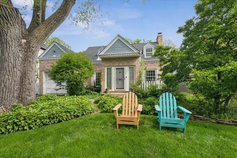 825 Marion Ave, Highland Park, IL 60035