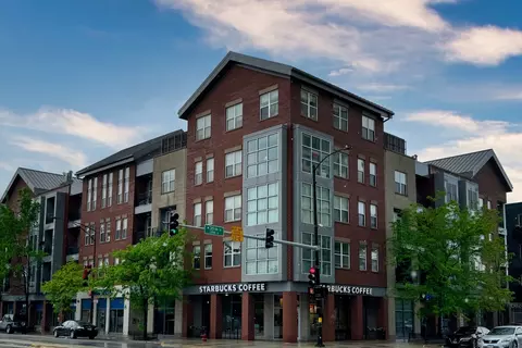3506 S State St #210, Chicago, IL 60609