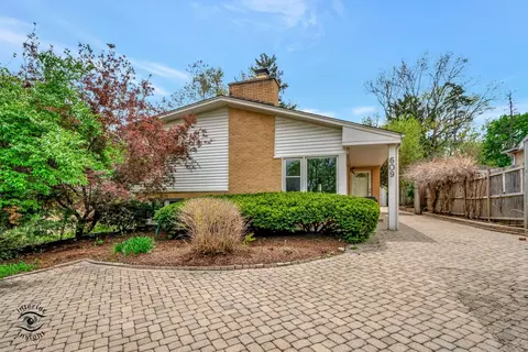 609 Saint Charles Rd, Glen Ellyn, IL 60137