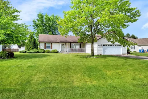 2518 Big Bluestem Rd, Morris, IL 60450