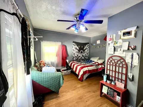 Bedroom - 1221 Plain St, Peru, IL 61354 photo 3 of 3