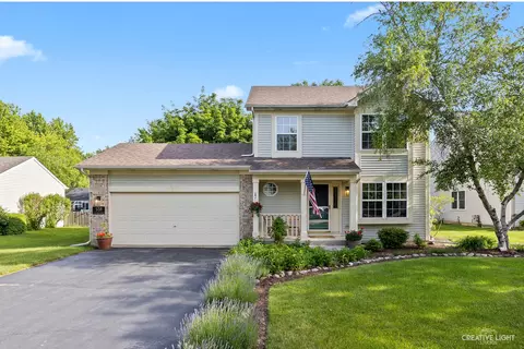 538 Waterford Dr, Oswego, IL 60543