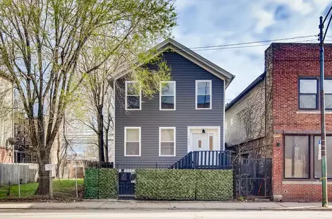 1947 W Grand Ave, Chicago, IL 60622