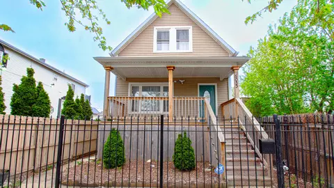 5033 W Chicago Ave, Chicago, IL 60651