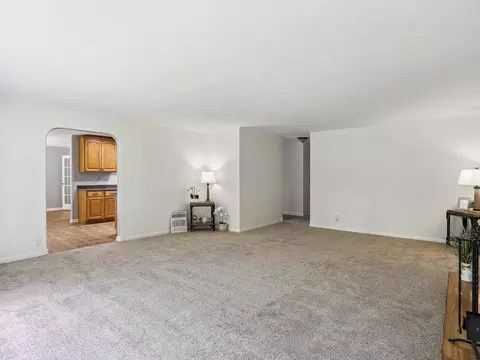 Living - 1107 Foothill Dr, Champaign, IL 61821 photo 2 of 3