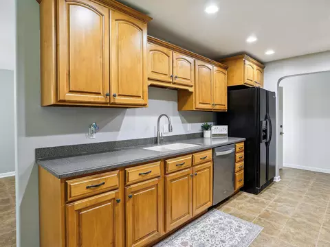 Kitchen - 1107 Foothill Dr, Champaign, IL 61821 photo 1 of 3