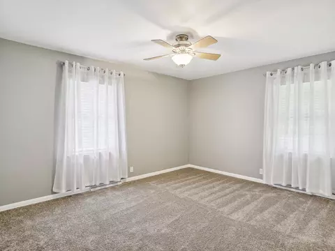 Bedroom - 1107 Foothill Dr, Champaign, IL 61821 photo 3 of 7