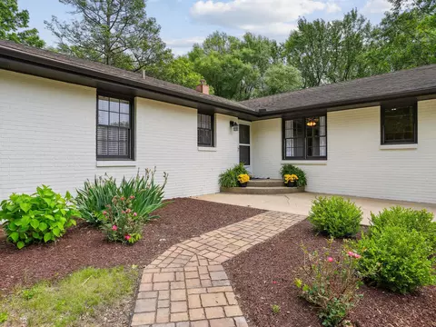 Exterior - 1107 Foothill Dr, Champaign, IL 61821 photo 5 of 9