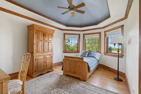 Bedroom - 9806 Wright Rd, Harvard, IL 60033 photo 2 of 6
