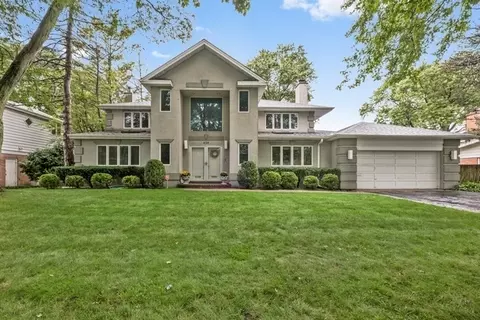 519 Meadow Dr, Wilmette, IL 60091