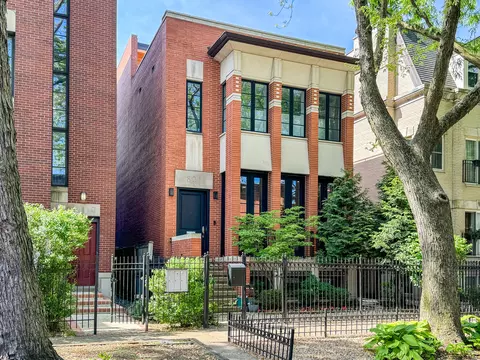 821 W Lill Ave, Chicago, IL 60614