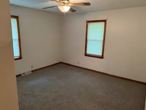 Bedroom - 1101 E Leander St, Clinton, IL 61727 photo 3 of 5