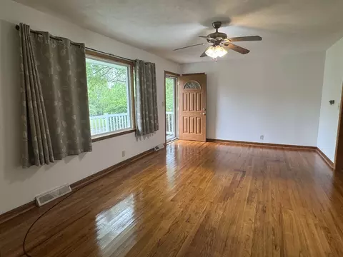 Living - 1101 E Leander St, Clinton, IL 61727 photo 2 of 2