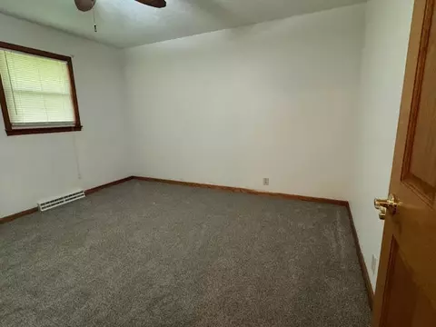 Bedroom - 1101 E Leander St, Clinton, IL 61727 photo 1 of 5
