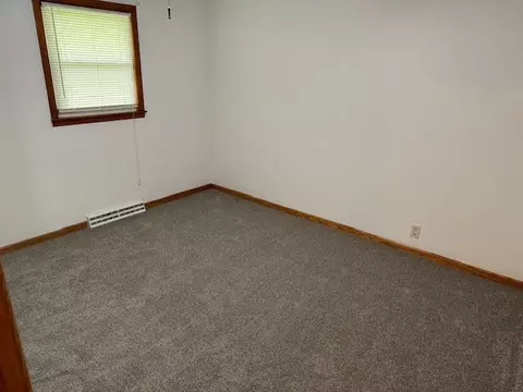 Bedroom - 1101 E Leander St, Clinton, IL 61727 photo 5 of 5