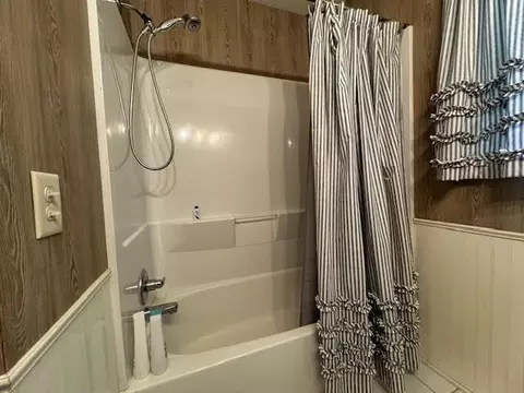 Bath - 1101 E Leander St, Clinton, IL 61727 photo 2 of 2