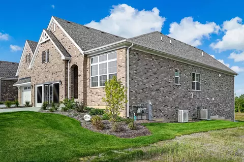 12188 Copper Ridge Dr #56, Lemont, IL 60439