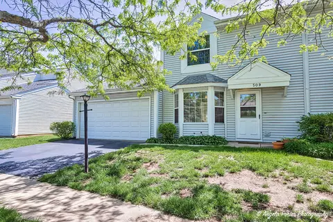 509 Newbury Dr #509, Island Lake, IL 60042
