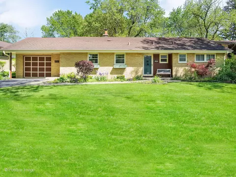 424 Bunning Dr, Downers Grove, IL 60516