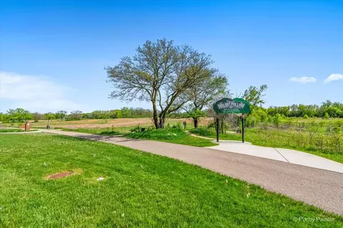 121 Hampton St, Cary, IL 60013 photo 52