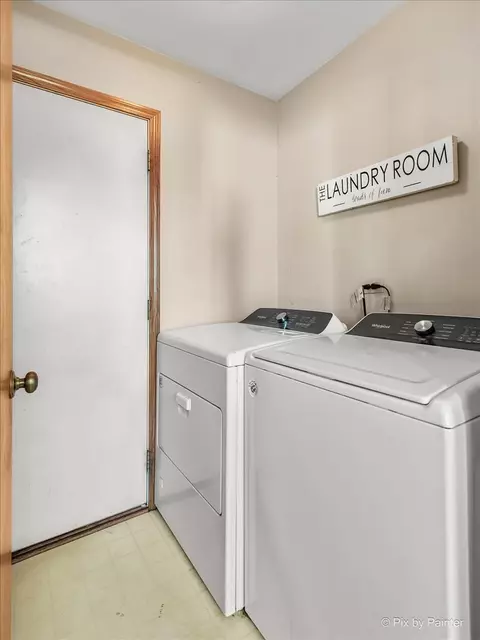 121 Hampton St, Cary, IL 60013 photo 26