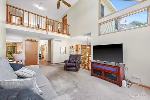 121 Hampton St, Cary, IL 60013 photo 22