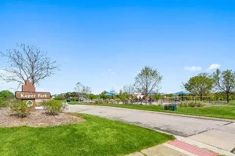 121 Hampton St, Cary, IL 60013 photo 54