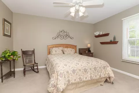 35 Ashling Ct, Bloomington, IL 61704 photo 9