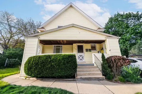 Exterior - 370 Algona Ave, Elgin, IL 60120 photo 4 of 4