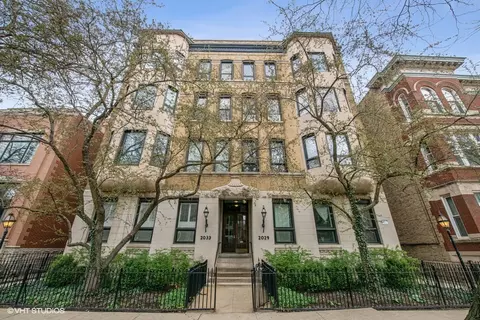 2033 N Racine Ave #1C, Chicago, IL 60614