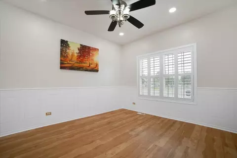 2092 Gardner Cir, Aurora, IL 60503 photo 5