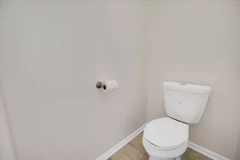 2092 Gardner Cir, Aurora, IL 60503 photo 15