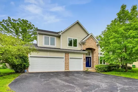 17 River Oaks Cir E, Buffalo Grove, IL 60089