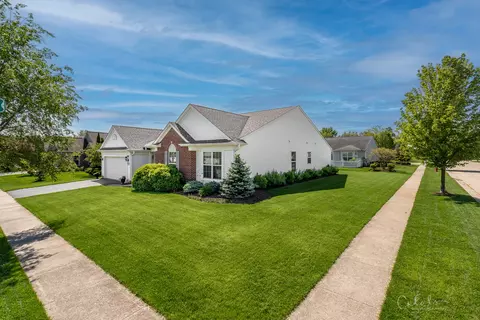 14543 Burgundy Way, Huntley, IL 60142