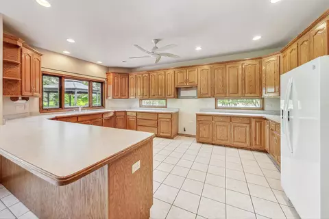 7342 W James Ln, Monee, IL 60449 photo 9