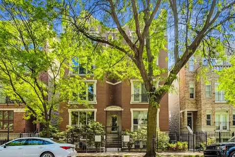 2917 N Damen Ave #3N, Chicago, IL 60618