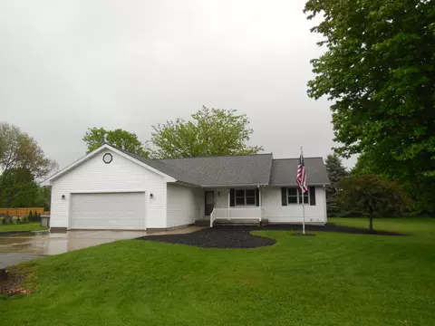 10114 Bristle St, Rock Falls, IL 61071