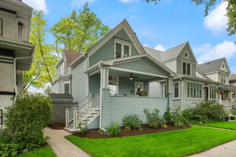 635 S East Ave, Oak Park, IL 60304