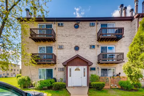 4259 Jennifer Ln #3A, Arlington Heights, IL 60004