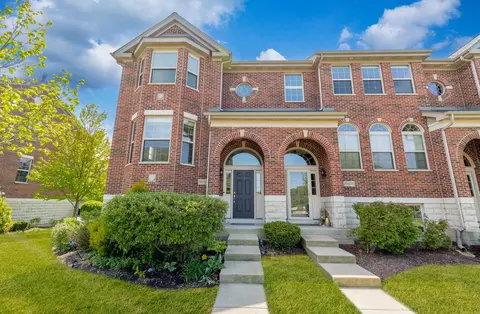 27 W728 Hodges Way #728, Winfield, IL 60190