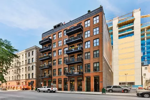 154 W Hubbard St #502, Chicago, IL 60654